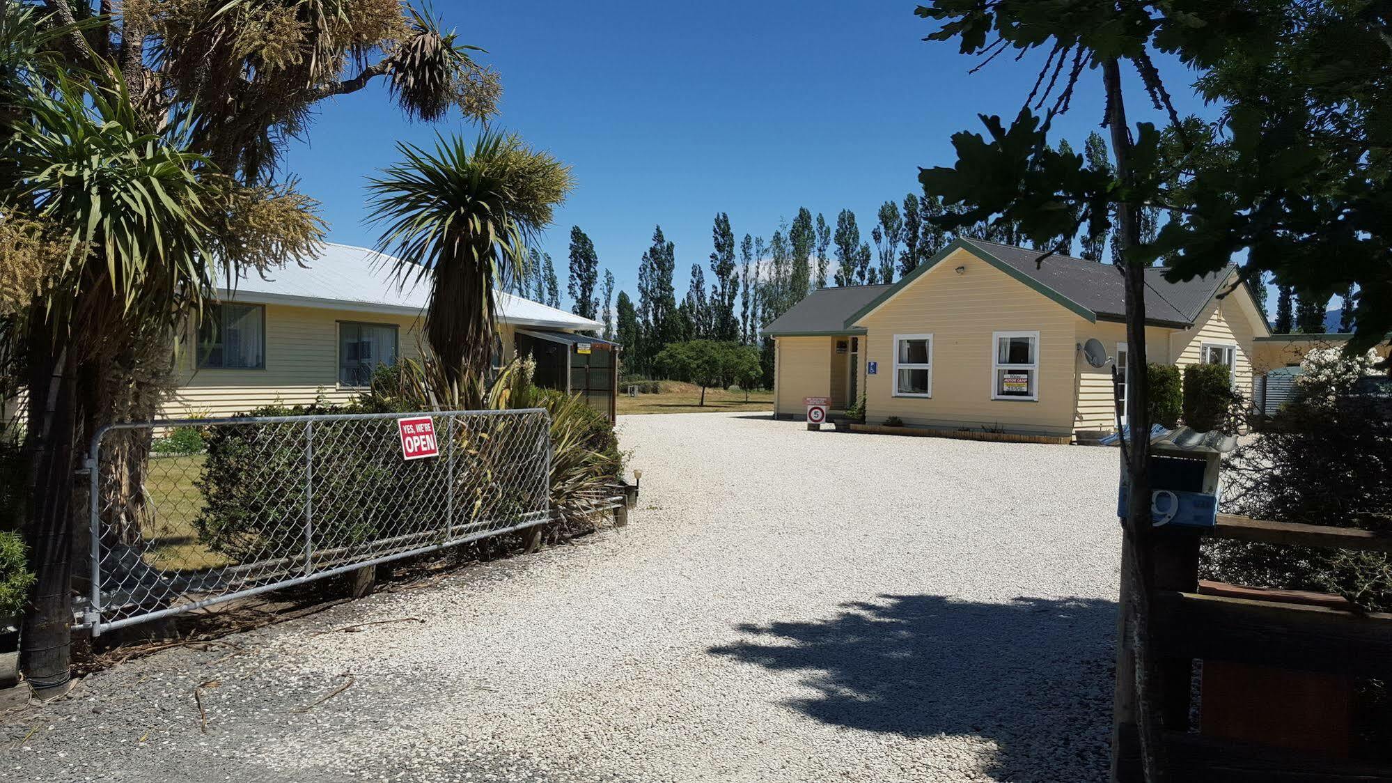 Waiau Motor Camp & Cabins Bagian luar foto