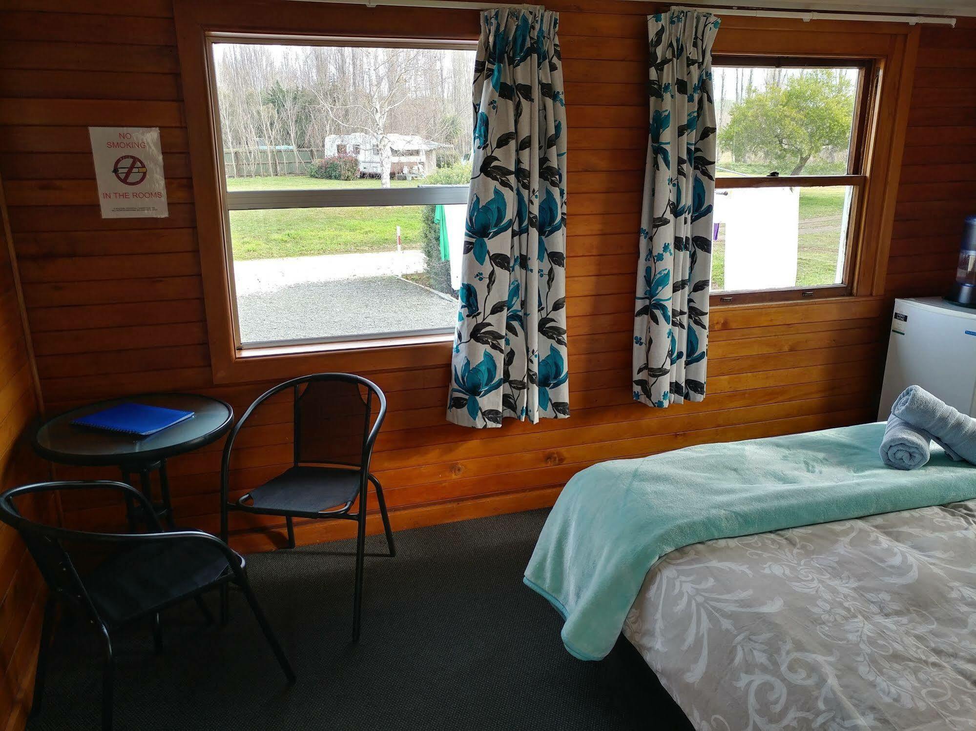Waiau Motor Camp & Cabins Bagian luar foto